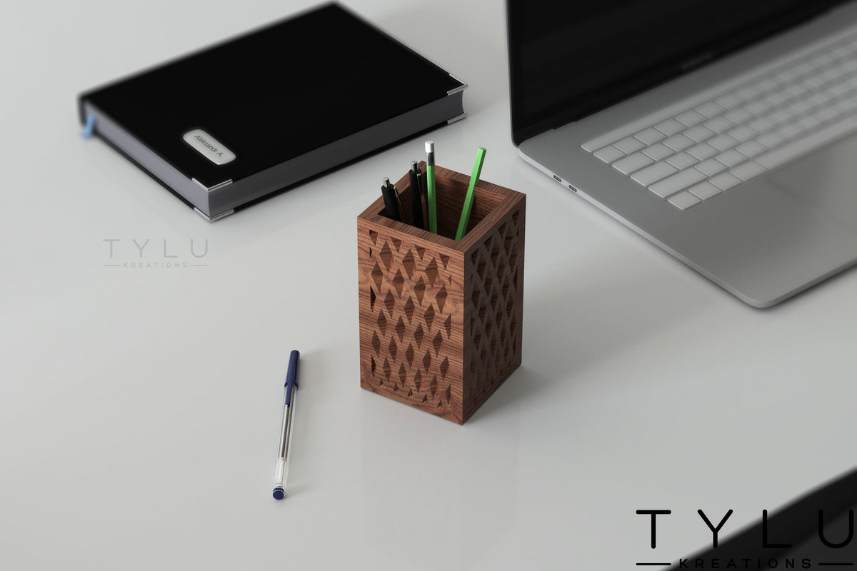 Diamond Pen Stand